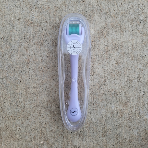 Derma Roller - Picture 3 of 12